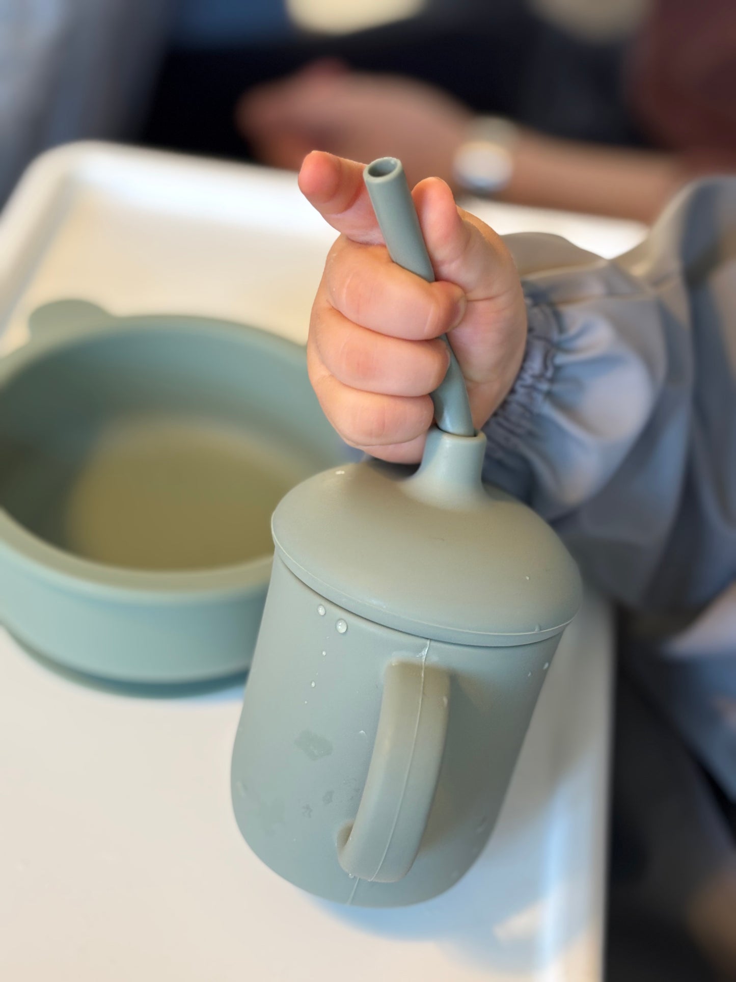 Barnmugg med sugrör